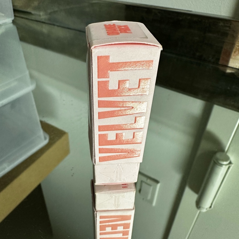 Jeffree Star Lipstick Orange Prick New In Box - Picture 4 of 5